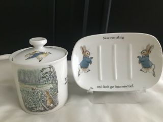 Vintage Peter Rabbit Jar W/lid & Soap Dish By Wedgwood Of Etruria & Barlaston
