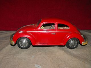 Vintage Battery Operated Bandai Tin Volkswagen Beetle Bug Bump N Go Car