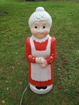 Vintage Union Products Mrs.  Santa Claus Large Lighted Blow Mold Christmas Decor