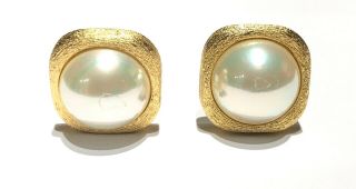 Vtg Signed Christian Dior Faux Mabe Pearl Gold Tone Clip Earrings