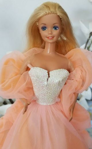 Mattel Barbie Vintage Peaches N’ Cream Blonde Superstar Era