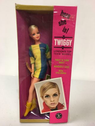 Vintage Barbie 1967 Twiggy Doll 1185 Nrfb,  Torn Cello