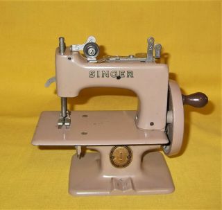 Vintage Singer Childs Hand Crank Toy Sewing Machine