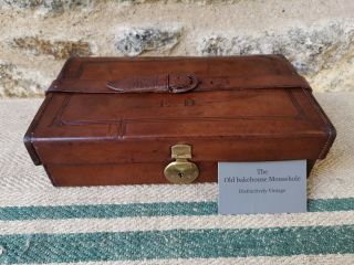 A Gentlemans Travelling Leather Jewellery Box By W.  Leuchars