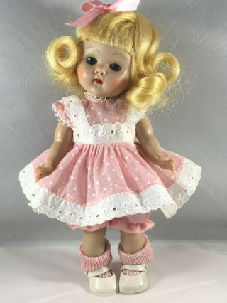 " Vogue " Skinny Tag Pink Swiss Dot Dress,  Socks,  Shoes,  Bow,  Bloomers (no Doll)
