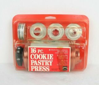 Vintage Mirro 16 Piece Cookie Pastry Press M - 0358 - 22 Made In Usa