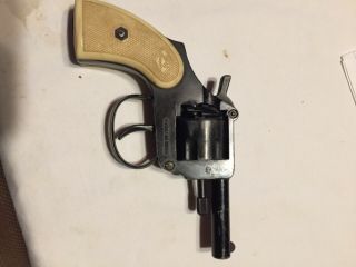 VINTAGE 1960 MONDIAL.  22 CALIBER STATER PISTOL REVOLVER BLANK MADE IN ITAY 3