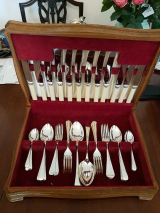 Good Vintage Silver Plated Canteen Cutlery In Oak Box - Old English Pattern