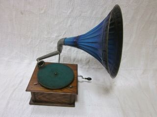 Rare Antique European Wind - Up Phonograph W/ Metal Horn