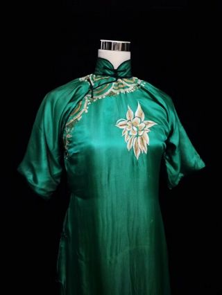 Antique Cheongsam Emerald Silk Actress’s Dress Gown Chinese Embroidered Vintage