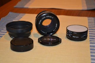 Vintage Nikon Series E 50mm F1.  8 Lens.  Caps,  Hood,  Filters