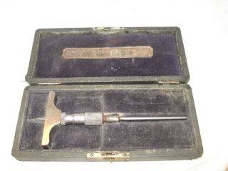 Vintage.  Brown & Sharpe Model 605 Depth Micrometer