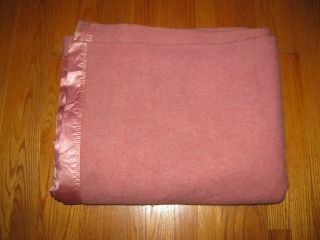 Vintage Faribo Virgin Wool Large Blanket Pink Pink Satin Binding 81 x 70 