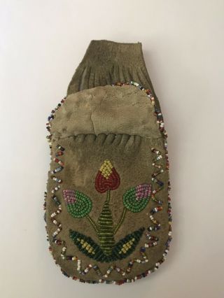 Antique Native American Beaded Medicine Bag With Petrified Wood