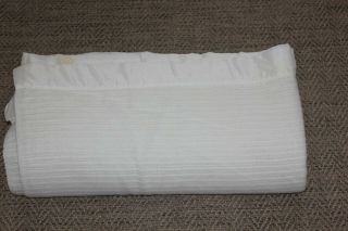 Vintage White Thermal Woven Blanket Satin Edge Acrylic 84 " X92 "