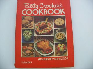 Vintage Betty Crockers Cookbook 1969,  1978,  Hardback 5 Ring Binder