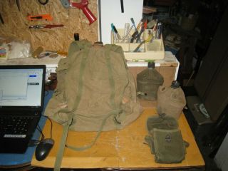 Vintage Wwii Era Field Gear Back Pack - (2) Canteens & Ammo Case Pouch