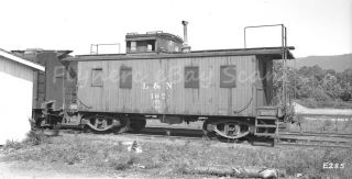 B&w Negative Louisville & Nashville Railroad Caboose 167 Etowah,  Tn