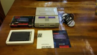 Vintage Nintendo Nes Control Deck With Controller And Cleaning Kit