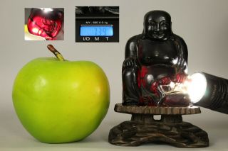 A 73.  9g Chinese Cherry Amber Bakelite Faturan Buddha Figure,  Stand 19th/20thc