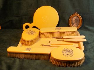 VINTAGE CELLULOID DRESSER SET WITH MIRROR AND BRUSH parisian loonen france 2