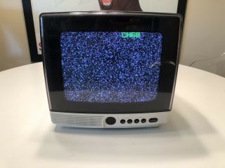 Vintage 1993 Magnavox Rd0946 T102 9 " Crt Retro Color Tv