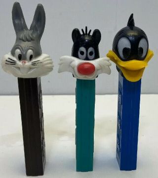 Vintage Pez Bugs Bunny Daffy Sylvester No Feet 3.  9 Hong Kong