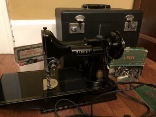 Antique Vintage Singer 221 Featherweight Portable Sewing Machine
