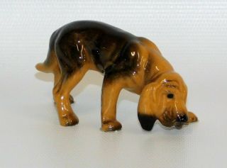 Hagen Renaker Bloodhound Dog 1.  5 " Miniature Figure Vintage Porcelain Figurine