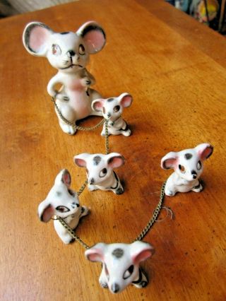 Vintage Ceramic Mother Mouse And 6 Babies On A Chain,  Very Old Set
