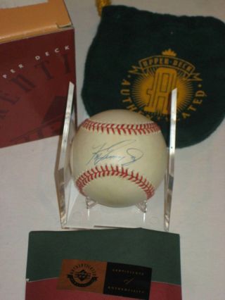 Ken Griffey Jr.  (seattle Mariners) Signed Official Al Baseball,  Uda