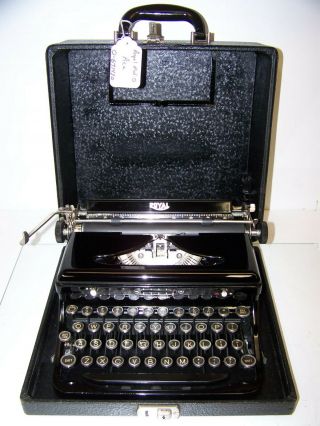 Antique 1937 Royal Model O Vintage Typewriter