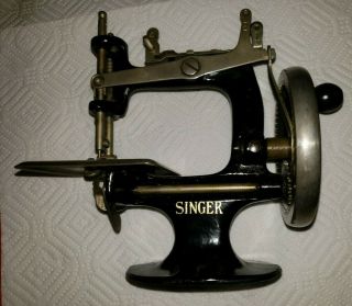 Antique Cast Iron Singer Childs Sewing Machine