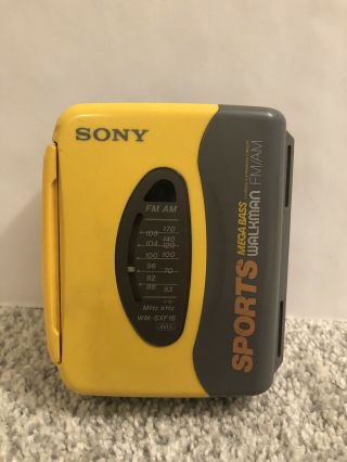 Vintage Sony Sports Walkman Mega Bass Fm/am Radio Wm - Sxf16