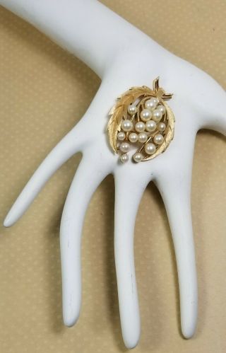 Signed Crown Trifari Vintage Flower Leaf Matte Gold Tone Faux Pearls