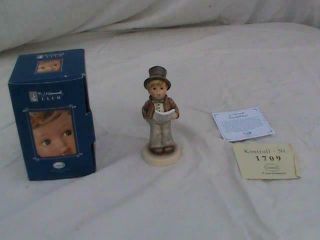 Vintage Goebel Hummel Germany Lamplight Boy Caroler Figurine 847 N Box