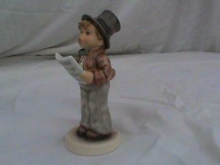 Vintage Goebel HUMMEL Germany Lamplight Boy Caroler Figurine 847 n Box 3