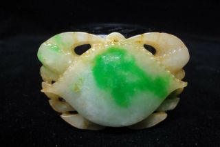 Old Chinese Hand Carving Scrab Green And White Jadeite Emerald Pendant