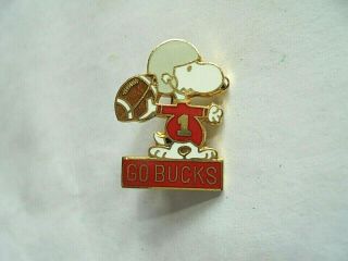 Vintage Peanuts Snoopy Ohio State University Buckeyes Go Bucks Football Pin