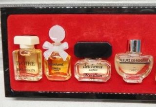 Vintage 1960s Parfums De Paris Mini Bottle 1.  8 - 2.  0 Ml