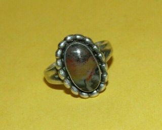 Vtg Native Navajo Sterling Silver W/ Petrified Wood Agate Ring Size 5.  5 Signed