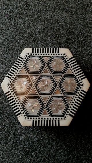 Vintage Hexagonal 7 " Mother Of Pearl Inlay Inlaid Wooden Box Jewellery Mosaic
