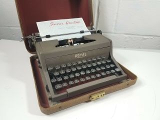 Royal Companion Typewriter W/case Vintage