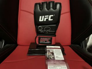 Ufc Royce Gracie Signed Glove With Certificate Of Authenticity