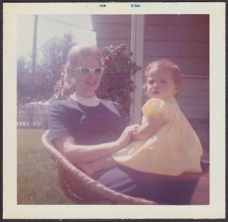 F967 - Lady In White Cat Eye Glasses With Girl - Old/vintage Photo Snapshot