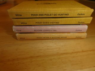 1968 - Pooh ' s Pot o ' Honey Vintage Miniature Set,  4 Volumes 3