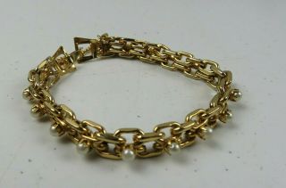 Vintage Classic Gold Tone Bracelet with Faux Pearl Details 6 3/4 