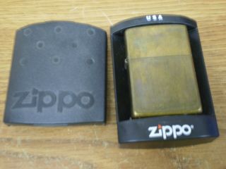 Unfired 2001 (g - 01) Brass Zippo Cigarette Lighter N Box Tarnished