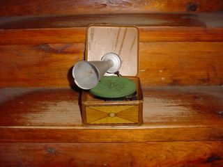 Vintage German Tin Key Wind Bing Pigmyphone (toy Phonograph)