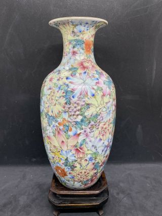 A Fine Antique Chinese Famille Rose Hundred Flowers Vase 19th C 3